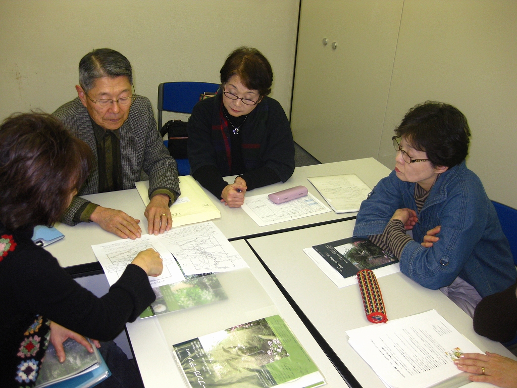 武庫川「花のあるジョギングロード」　　　　　　　　新三田WelcomeGardenのお手入れ